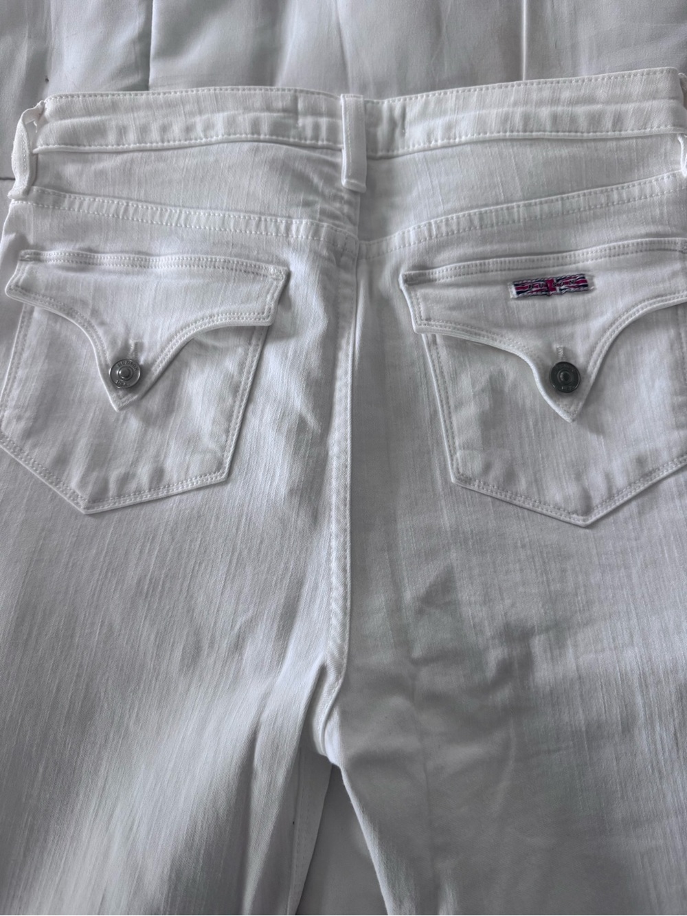 Hudson Jeans White Skinny Jeans with Flap Back Pockets